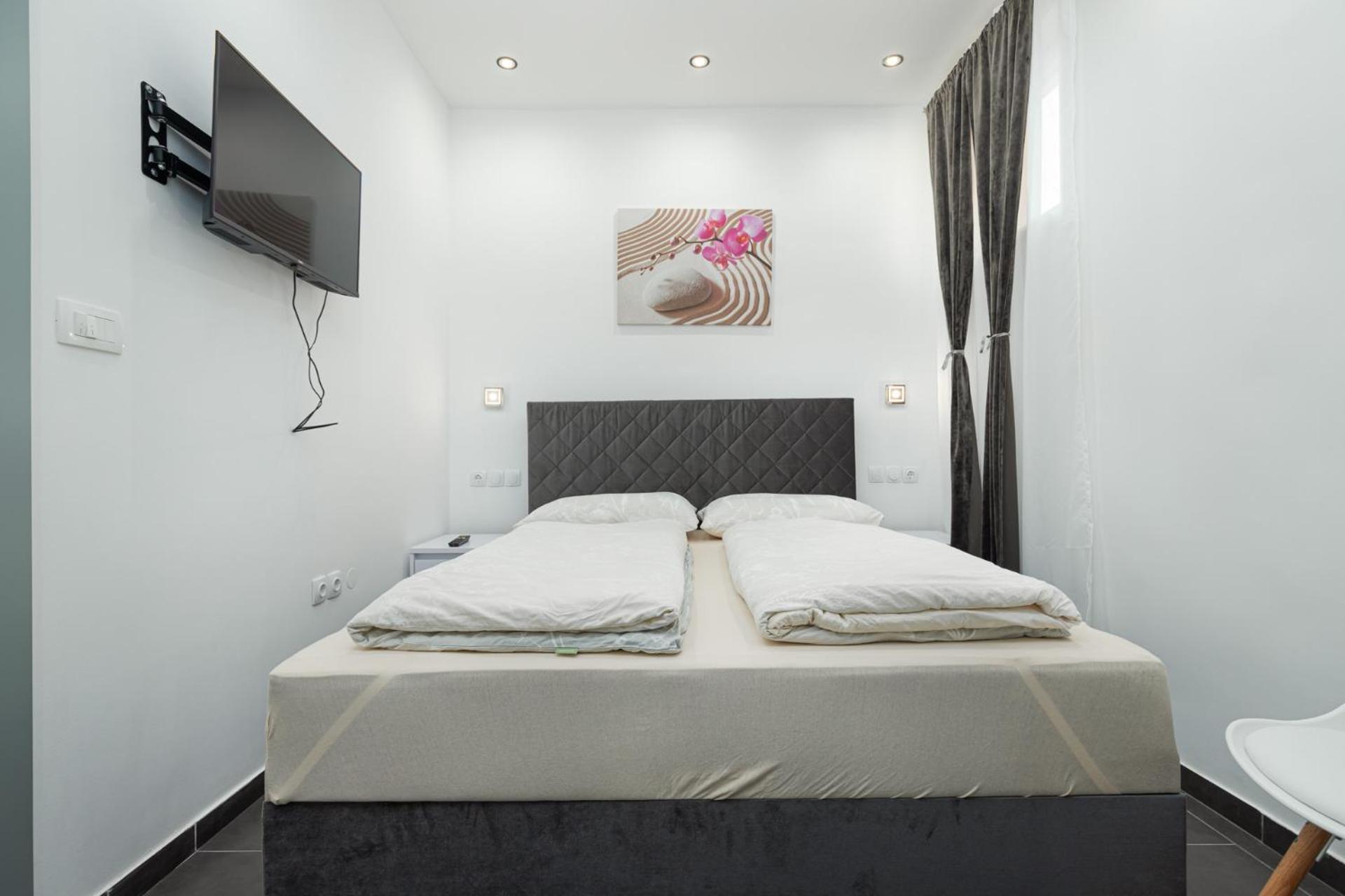 Rooms And Studio Flora 波雷奇 外观 照片