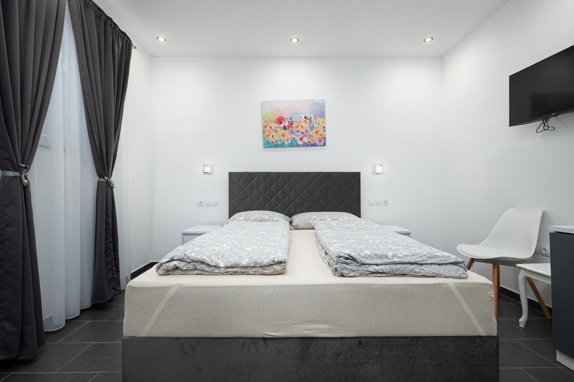 Rooms And Studio Flora 波雷奇 外观 照片
